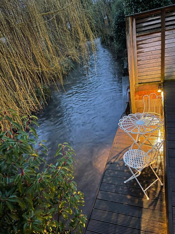 Holiday home Maya Bourne End